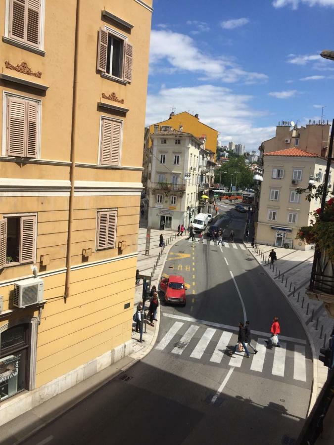 Apartman Licia Рийека Екстериор снимка